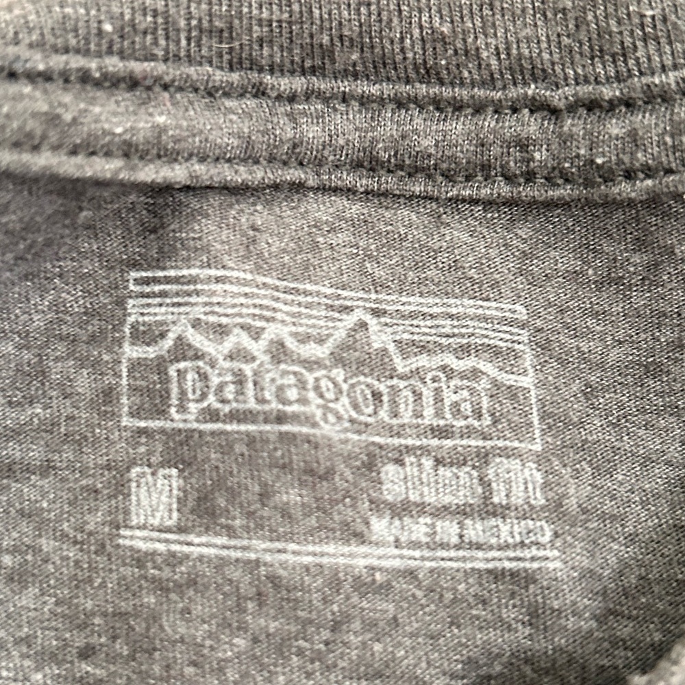 Patagonia Fitz Roy Crest Logo Tee Shirt Gray Slim Fit Short Sleeve Cotton Medium - Picture 8 of 8